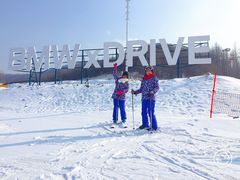 -中旅松花湖滑雪场