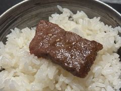 -山川小町·极番烧肉(新地假日广场店)