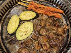 -金滏山·烤肉海鲜火锅自助(襄阳万达店)
