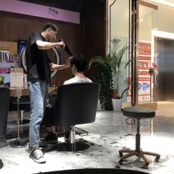 -思妍丽美发沙龙