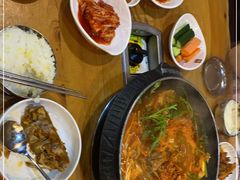 -喇喇排骨火锅·传统韩式脊骨汤(望京西园总店)