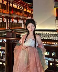 -汉仪华裳汉服馆(打浦桥店)
