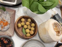 -喃喃椰·糟粕醋·椰子鸡火锅(七堡花园店)