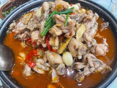 -昱龙大盆牛蛙馆(三兴街总店)