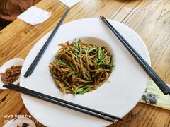蕨菜炒黄花菜-一盏明灯全素斋(殊像寺店)
