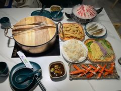 -椰子湾·海南火锅·糟粕醋·椰子鸡(正大广场店)