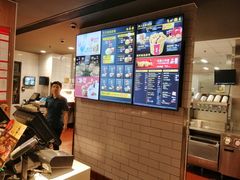 -麦当劳(莘松路芭比伦DT店)