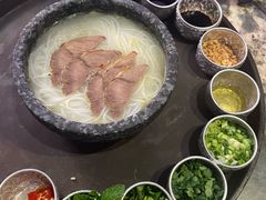 -浩海火燒雲傣家菜(芮欧百货店)