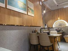 大堂-围炉肉舍•炭烤活鳗•丹东海鲜烤肉(步行街店)