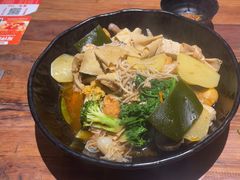 -万记麻辣烫国展总店