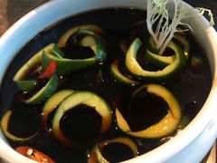 -三人行骨头王火锅(长寿店)