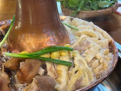-岳记兴隆·青城腊排铜火锅(融创店)