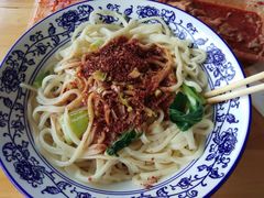 传统油泼面-开远三味面(开远半岛广场3号楼店)