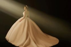 -喜爱高定婚纱摄影