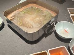-左庭右院鲜牛肉火锅黑金店(陆家嘴中心店)
