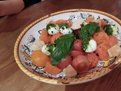 番茄水牛奶酪色拉-Alimentari Grande(东湖路店)
