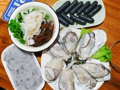 生剥海蛎子-东镇老火锅(长春路首店)
