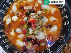 -醉美云南·云南菜主题餐厅(昆明站北京路双龙商场店)