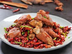 -川流不息·地道川菜·小龙虾(松东路店)