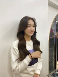 -BULB STUDIO 巴柏明星发型工作室