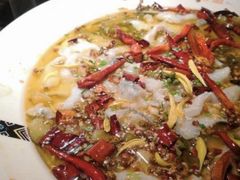 -桂二老坛酸菜鱼(三街两巷店)