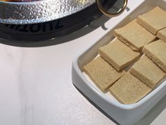 -左庭右院鲜牛肉火锅(金山万达店)