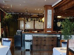 -八府香鸭·啫啫煲(华山路店)