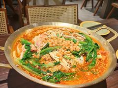 -张翻越·川渝冒菜·武汉黑鸭煲(城北万象城店)