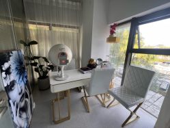 -斐尔国际皮肤管理中心