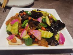 -闫府私房菜·老字号(恒隆店)