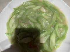 丝瓜煲-悦融琥珀·京鲁菜·海味珍品(西单店)