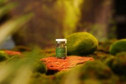 -靓芙泉专研痘痘肌