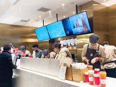-奈雪的茶(湖滨银泰in77C区PRO店)