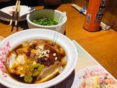 -渝是乎酸菜鱼(龙旗购物中心店)