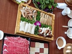 -慢丽江·云南野生菌土鸡锅(西山店)
