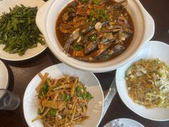-阿峰饭店·本地土菜馆·农家土鸡煲·一品神仙鸡(报福店)