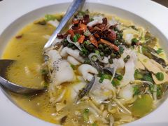 -宽鲜锅贴家常菜(永旺东部购物中心香港中路店)