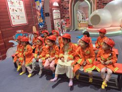 -奈尔宝家庭中心·亲子餐厅(华采天地店)