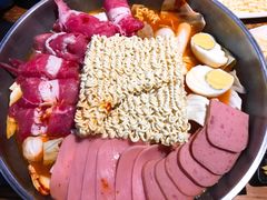 -辛明堂洞韩式芝士年糕火锅(万达店)