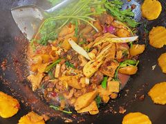 -咊记茅草棚柴火鸡(乌当店)