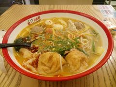 -小蛮椒麻辣烫·麻辣拌(青浦宝龙店)