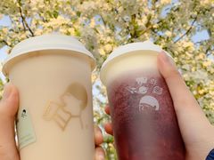 烤黑糖波波鲜奶-喜茶(迪士尼小镇DP店)