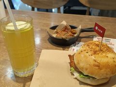 -必胜客(龙泉万达店)