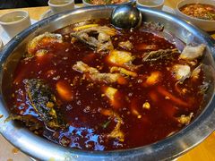 -肖肖酸萝卜鱼火锅(总店)