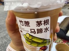 -刘姐啤酒鱼民族演艺餐厅(西街总店)