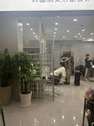 -韩国丽安形象设计