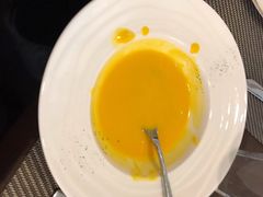 -悦享绿山墙西餐厅