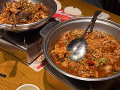 -爱碗亭·鲜炒湖南菜(壹城中心店)