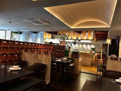 -鲜入唯煮·港式海鲜牛肉火锅(金宝街店)