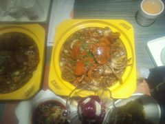 -多嘴肉蟹煲(万达店)